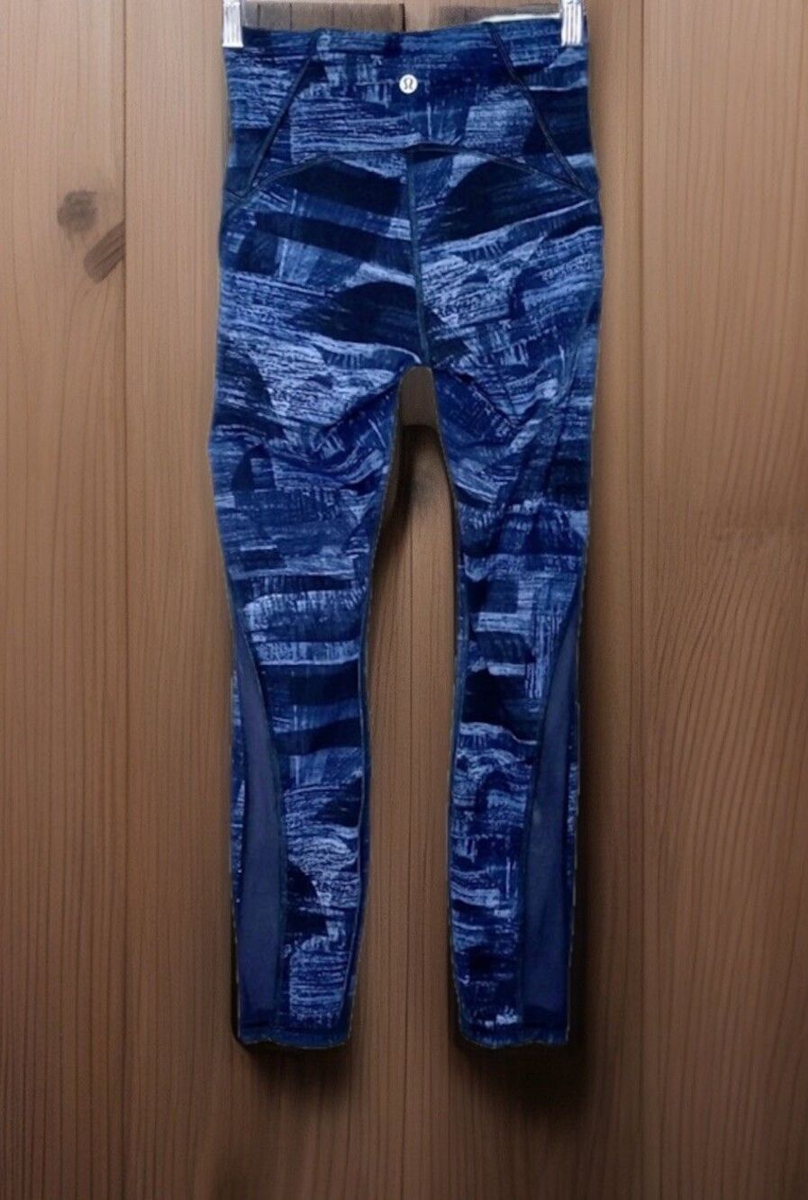 Lululemon Cropped Leggings Women’s Size 2 Blue Abstract Print Mesh Panels
